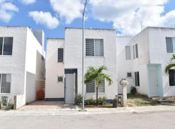 Casa de 3 habitaciones, Kanasín · Casa en Privada Las Palmas Yucatán