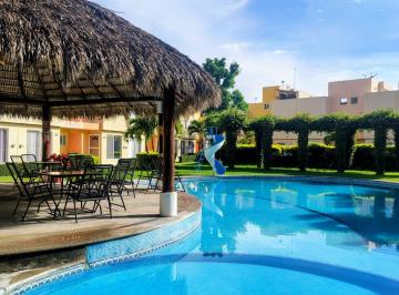 Casa en condominio de 3 habitaciones, Yautepec · Casa Yautepec Morelos Alberca