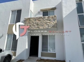 Casa en condominio · 156m² · 3 Recámaras · 2 Estacionamientos · Casa en Renta Amueblada en Abada Al Norte de La Ciudad P