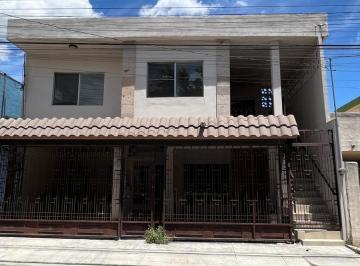 Casa · Casa en Mitras Centro