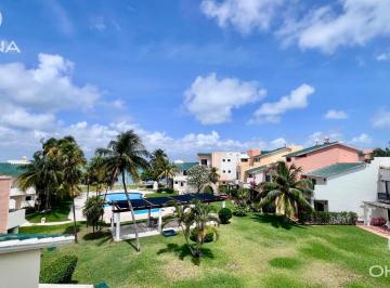 Casa · 234m² · 3 Recámaras · 1 Estacionamiento · Casa en Renta en Isla Dorada
