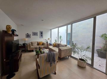 57621a0f2e0f8913c19da8a741a0302ef0597526b34b7fd5aad6e0db8e3aeb4b · Casa en Renta en Juriquilla Santa Fe, Condominio Dos Caprichos, Amueblada