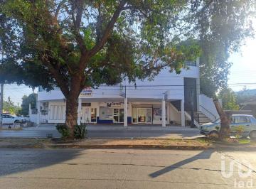 Edificio · 503m² · 9 Estacionamientos · Edificio Comercial en Blvd Lopez Mateos Cd, Mader0 Tamaulipas