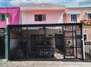 Casa de 3 habitaciones, Guadalajara · Casa en Venta en Col. Rancho Nuevo