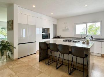 Casa en condominio de 3 habitaciones, Querétaro · Casa en Renta Amueblada | Rinconada Jurica