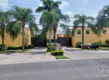 Casa en condominio de 4 habitaciones, Yautepec · Casa en Venta en Residencia Oacalco Yautepec, Morelos