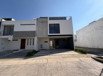 Casa en condominio de 4 habitaciones, Zapopan · Casa Nueva en Venta Dentro de Coto, en Solares Residencial
