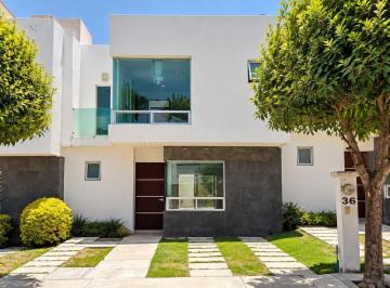 Casa · 125m² · 3 Recámaras · 2 Estacionamientos · Casa en Renta en El Mirador, El Marqués, Qro.