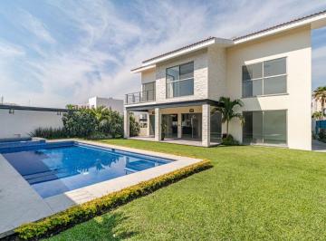 Casa en condominio en Venta de 3 habitaciones Emiliano Zapata · Residencia de Lujo en Venta | Paraíso Country Club Emiliano Zapata, Morelos.