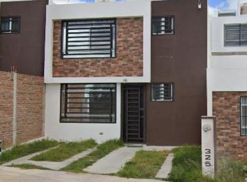 Casa de 2 habitaciones, Aguascalientes · Casa en Venta en Lomas del Sur Fraccionamiento Lunaria
