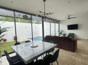 1 · Casa en Venta en Zona de Alta Plusvalía Temozon Norte Merida