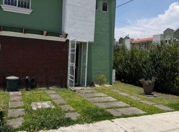 Casa en condominio de 3 habitaciones, Toluca · Venta de Casa en Fracc. Ahuehuetes en Santa Maria Totoltepec