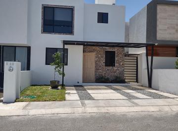 Casa en condominio de 4 habitaciones, El Marqués · Hermosa Casa con Amenidades y Excelente Ubicación