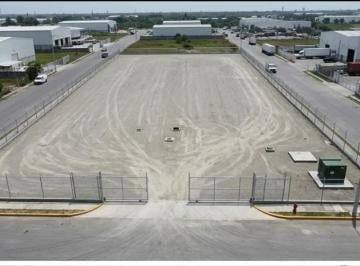 1 · Terreno de Uso Industrial en Renta 9800 m² en Parke 2000 Veracruz Ciudad