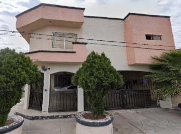 Casa de 3 habitaciones, Saltillo · Venta de Casa en Santa Alicia Parajes de Santa Elena