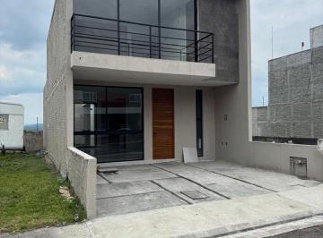 Casa de 3 habitaciones, Morelia · C118 Casa en Venta 3 Recamaras Fresnos Tres Marias