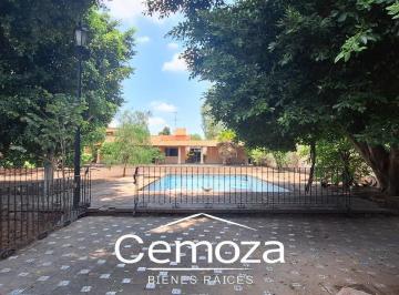Casa · 470m² · 6 Recámaras · 12 Estacionamientos · Casa en Venta Jurica