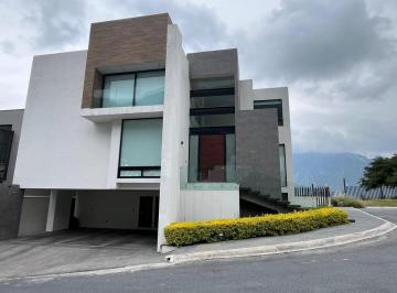 8894a9e400cb35534ba60772dd839ac73039353fa55c0805c671291471680961 · Casa en Venta, Almena I, Valle Poniente, San Pedro Garza García, Nuevo León