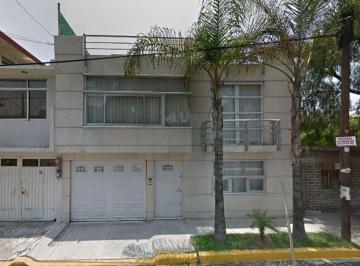 Casa de 4 habitaciones, Nezahualcóyotl · Casa en Venta en Nezahualcoyotl, Benito Juarez, en Adjudicacion Cerca de Av Chimalhuacan