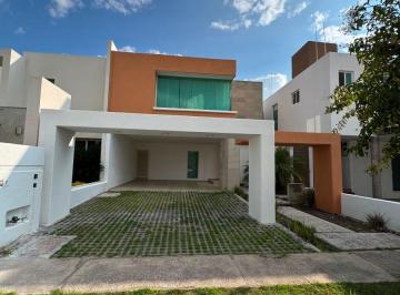Casa en condominio de 3 habitaciones, Aguascalientes · Cz - Casa en Renta Amueblada o Sin Muebles - Bonaterra 1