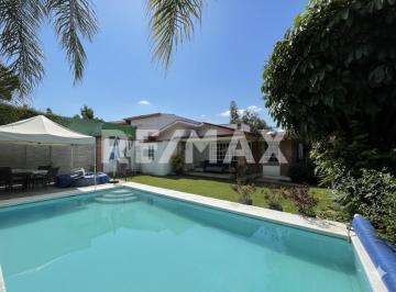 Casa · 177m² · 3 Recámaras · 1 Estacionamiento · Casa en Venta en Morelos, Lomas de Cocoyoc