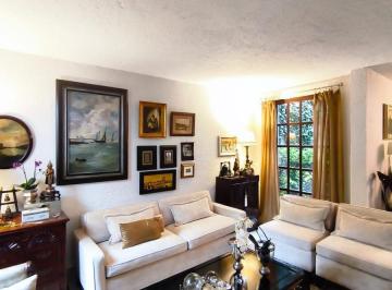 Casa · 408m² · 3 Recámaras · 3 Estacionamientos · Casa en Venta, Lomas de Las Palmas Bonita en Cerrada