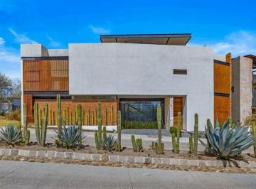 Casa · 297m² · 3 Recámaras · 2 Estacionamientos · Casa en Club de Golf Desarrollo Las Ventanas