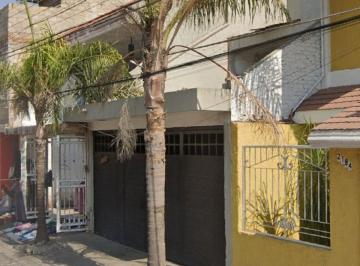 Casa de 3 habitaciones, Guadalajara · Casa de 120 m² de Terreno con 3 Recámaras en Venta en Guadalajara