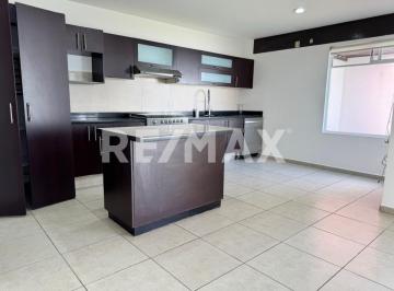 Casa en condominio de 3 habitaciones, Querétaro · Casa en Venta Residencial El Refugio Querétaro Amplios Espacios y Jardín