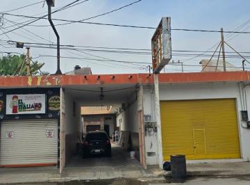 Local comercial · 447m² · Local en Los Pinos