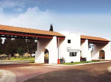 Casa de 3 habitaciones, Querétaro · Casa en Renta Sobre Libramiento Norponiente, Recamara P. B y 3 Baños Completos