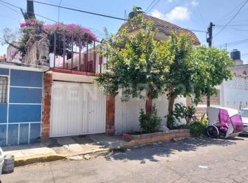 Casa · 287m² · 5 Recámaras · 3 Estacionamientos · Casa en Venta en Aurora, Nezahualcoyotl, Estado de México