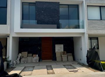 Casa de 3 habitaciones, Tlajomulco de Zúñiga · Casa Nueva en Venta | 3 Recámaras | Coto con Alberca | Cerca Galerías Sta Anita