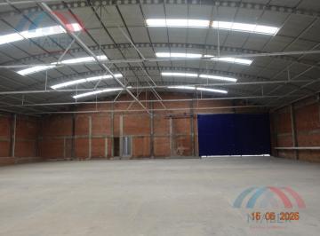 Nave industrial · 2400m² · 5 Estacionamientos · Nave Industrial en Renta en Aquiles Serdán