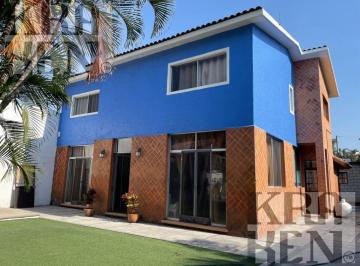 Casa · 324m² · 5 Recámaras · 4 Estacionamientos · Casa en Temixco