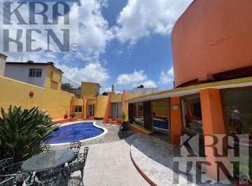 Casa · 315m² · 3 Recámaras · 6 Estacionamientos · Casa en Bellavista