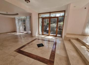 Casa en condominio de 4 habitaciones, Xochimilco · Residencia en Venta con Jardines, Casa Club, Gym y Cancha de Tenis