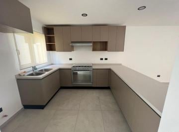 Casa de 3 habitaciones, El Marqués · Casa en Renta en Villas del Refugio Sur Queretaro