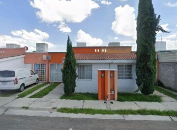 Casa de 2 habitaciones, Querétaro · Casa en Venta en Fraccionamiento Parque Santiago