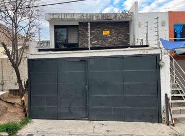 Casa de 2 habitaciones, Zapopan · Casa Remodelada en Venta en Loma Bonita Ejidal, Tlaquepaque, Jalisco.