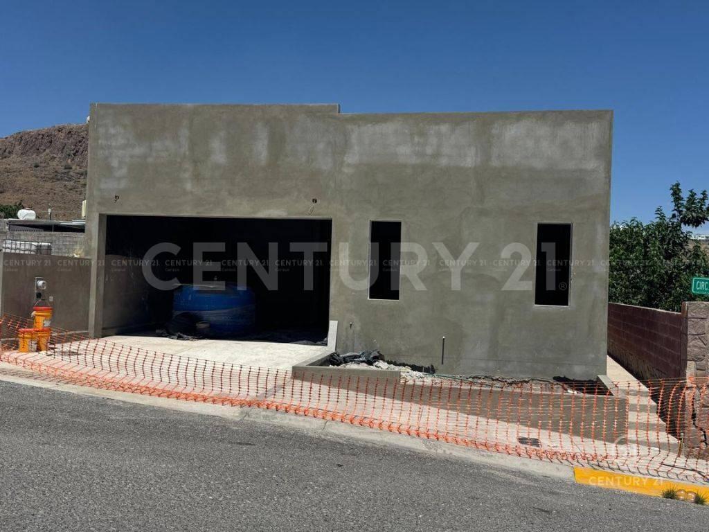 Casa en Venta en Bosques del Valle V Chihuahua, Chih.