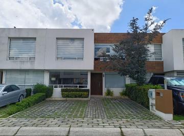 Casa de 3 habitaciones, Calimaya · Casa en Venta Modelos Castilla, Lomas Virreyes
