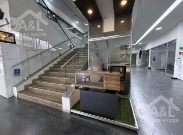 Local comercial · 8m² · 2 Estacionamientos · Local en Planta Baja en Renta Plaza Xanat