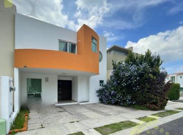 Casa en condominio de 3 habitaciones, Querétaro · Casa en Condominio en Centro Sur