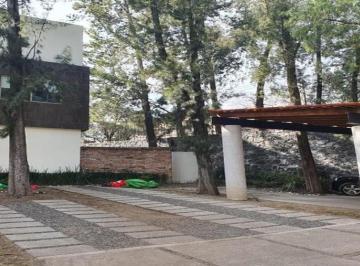Casa de 3 habitaciones, La Magdalena Contreras · Casa en Remate Bancario en Zona Residencial de San Jerónimo
