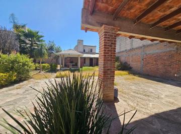 Casa de 1 habitación, Tequisquiapan · Propiedad Ideal Para Inversión en Tequisquiapan