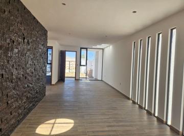 Casa de 3 habitaciones, Tequisquiapan · Casa en Venta de un Nivel con Amplio Terreno en Tequisquiapan