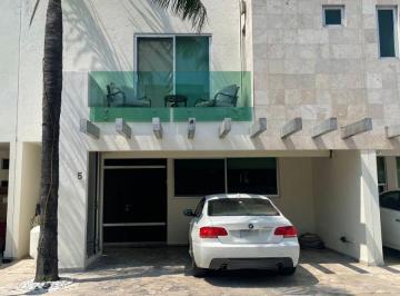 Casa Venta 140m² de 3 habitaciones · Venta de Casa en La Carcaña Cerca de Explanada Periferico La Recta Cholula