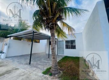 Casa · 72m² · 2 Recámaras · 2 Estacionamientos · Casa - Ciudad Caucel