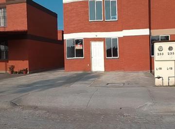 Casa · 3 Recámaras · 3 Estacionamientos · Casa en Fraccionamiento Arboledas Ciudad Bajio
